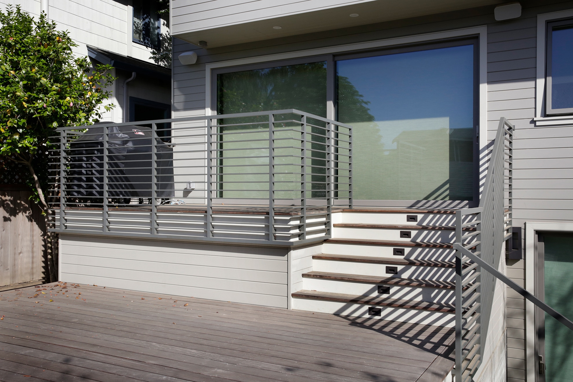 handrailing, railing, metal railing, horizontal railing